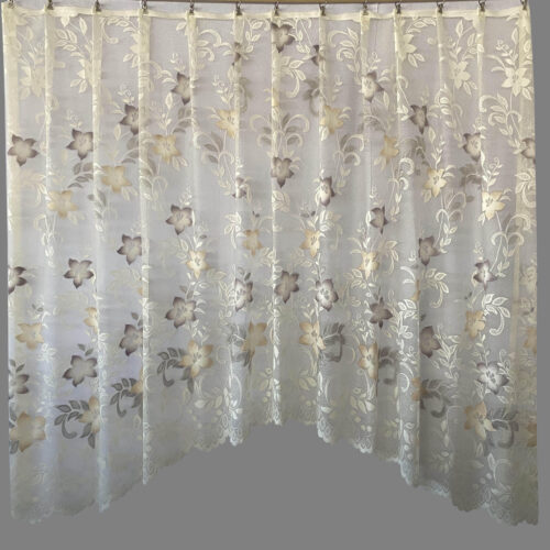 Kaarega pitskardinad