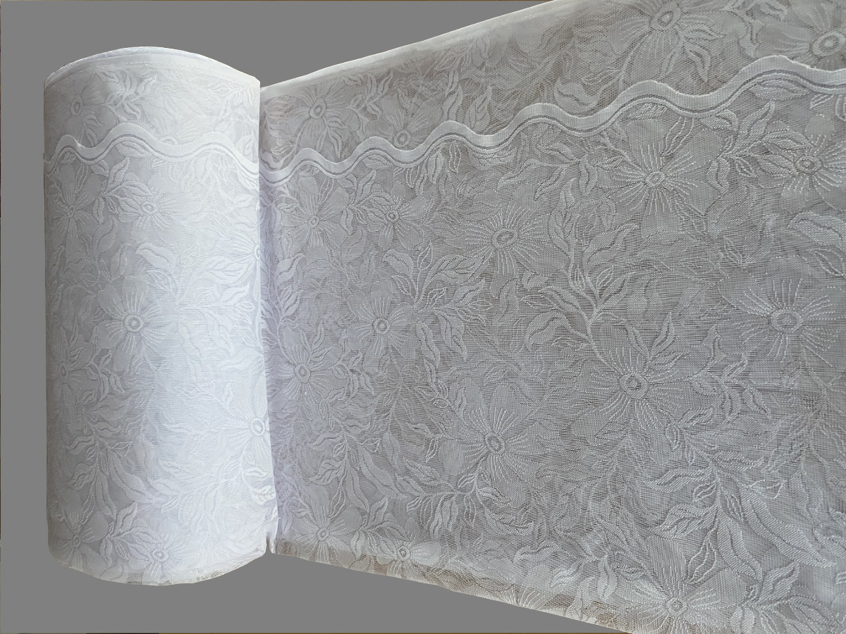 Valged, lillelise mustriga pitskardind: kõrgus-250cm - Image 4